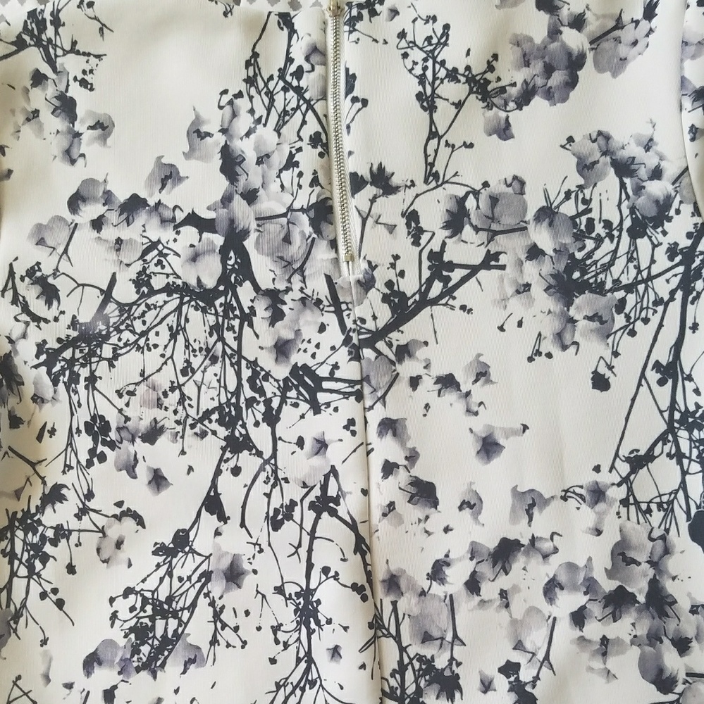 Blouse - Picture 2 of 4